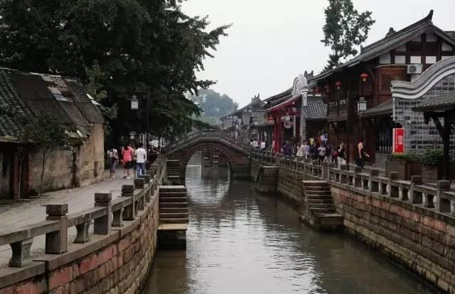 《雾锁王国》猎人的织布机任务所在地点
